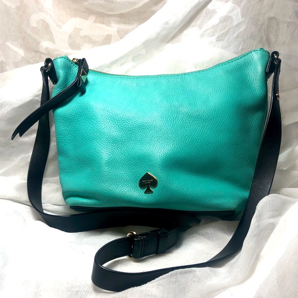 kate spade Handbags - kate spade bow tie detail bag (vintage?)